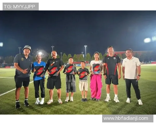 足球明星Ozel的生日庆祝活动精彩纷呈引发球迷热烈关注与祝福 足球明星Ozel的生日庆祝活动精彩纷呈引发球迷热烈关注与祝福